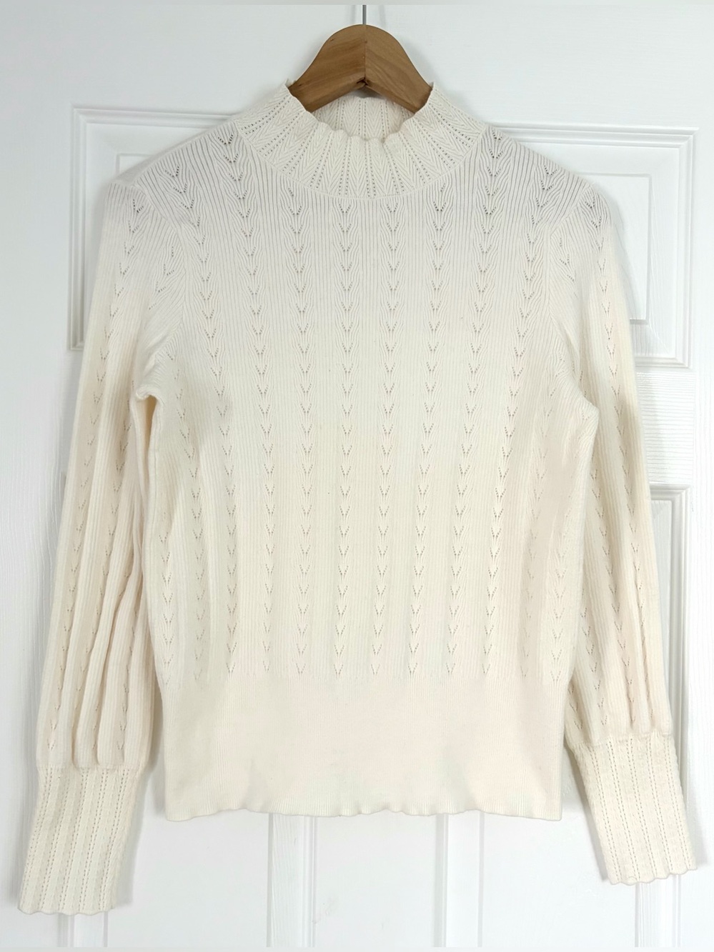 LC Lauren Conrad Knit Sweater Size M